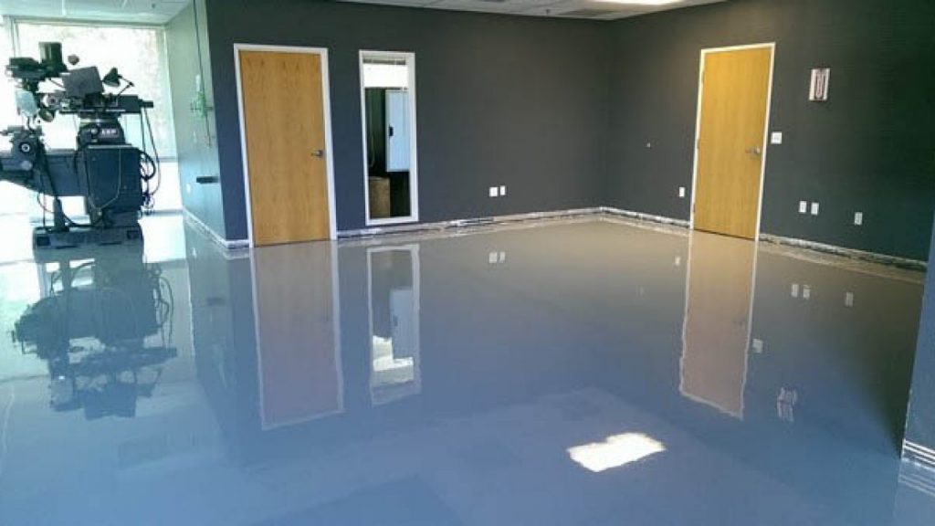 thi công sơn epoxy tự san phẳng