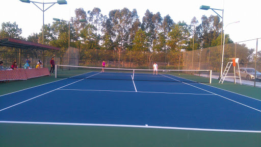 Quy trình thi công sơn epoxy sàn đấu tennis đạt tiêu chuẩn tại Công Ty Kim Loan